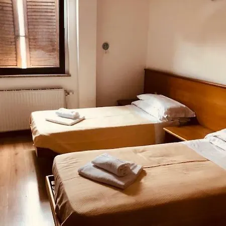 Hostel Olivo *